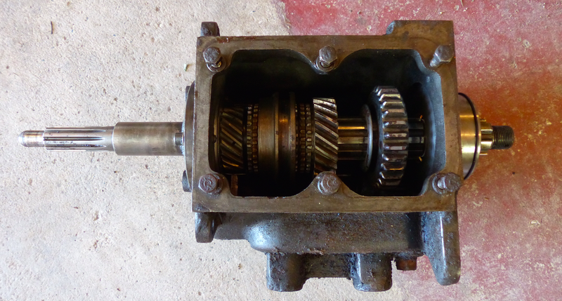 Illustration for article titled How I Completely Rebuilt My Jeep's Transmission In One Night For Less Than $100